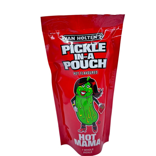 Roter Beutel Van Holten’s Pickle in a Pouch Hot Mama mit einer ganzen Gewürzgurke
